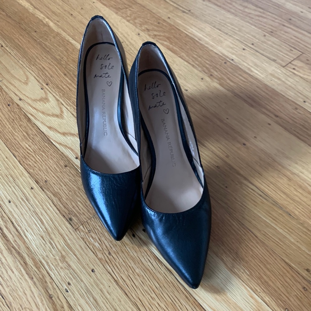 Banana Republic Women's Damsel Dorsay Hello Sole Mate Black Heels Pumps Size 8
